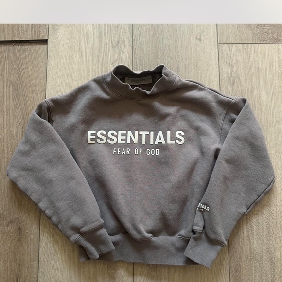 Essentials Fear of God Kids Crewneck - Picture 1 of 6